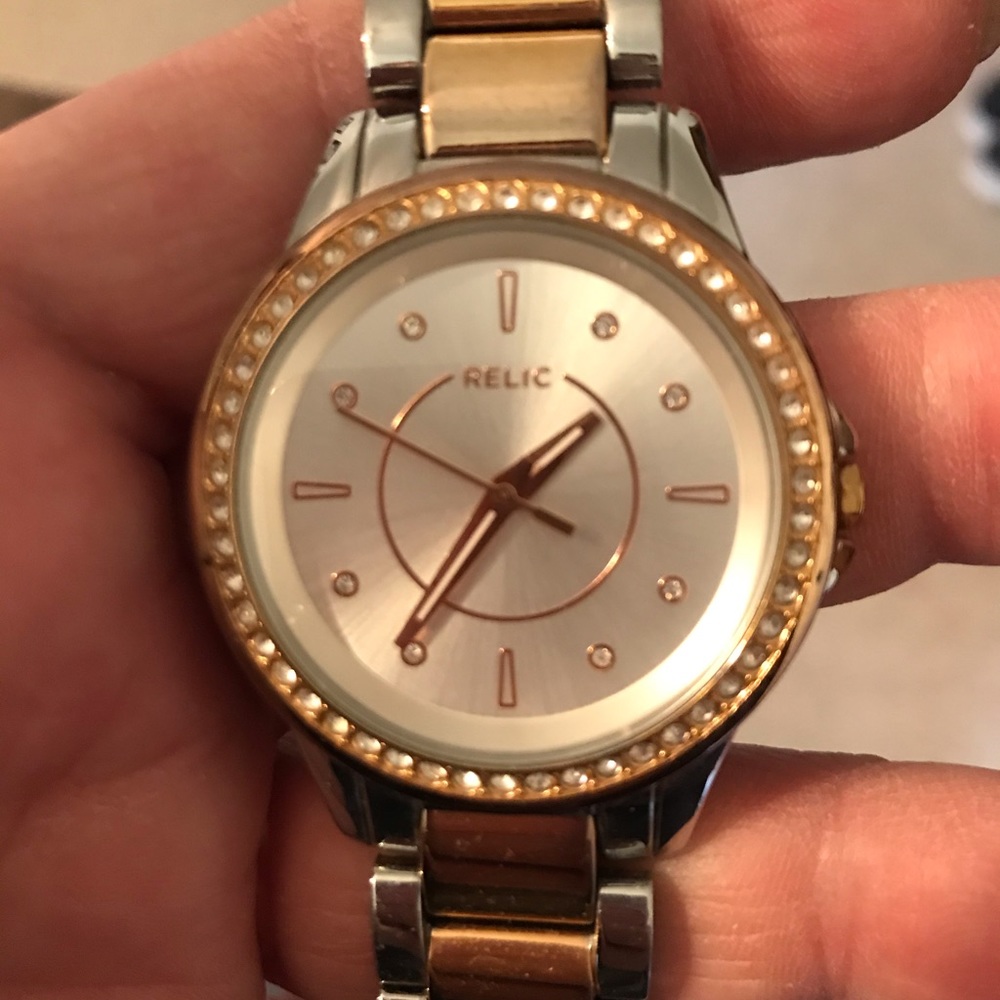 Relic woman’s watch. - Picture 2 of 4